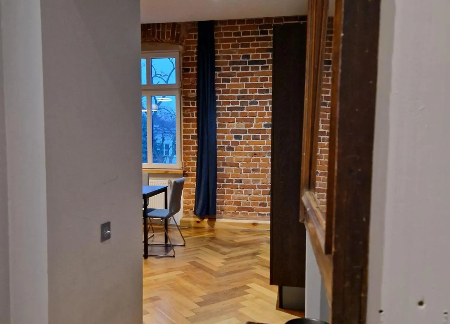 Riverside Retreat On Parkowa Wroclaw Apartment